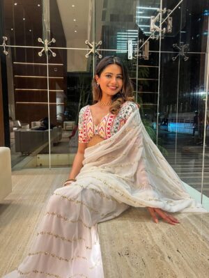 Deesha Umesh Instagram - Bombay. Bling. Deepawali 🪔
