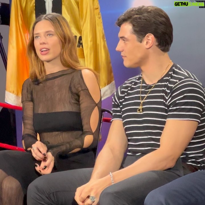 Delfina Chaves - 55.4K Likes - Junket de prensa para RINGO @starplusla 
• @cnavar @christiandipetta @belusanzmakeup •
Y un videito para aprovechar a presumir que podría perfectamente hacer cine porque gesticular poco y contar mucho con la mirada no es un problema para mí