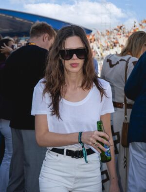 Delfina Chaves Instagram - Fin de semana de F1 en el Dutch Grand Prix junto a @heineken_ar 🎯