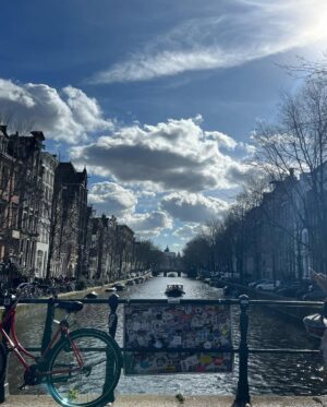 Delfina Chaves Instagram - Foto turista literal así 🥶