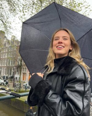 Delfina Chaves Instagram - Foto turista literal así 🥶