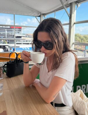 Delfina Chaves Instagram - Fin de semana de F1 en el Dutch Grand Prix junto a @heineken_ar 🎯