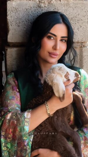 Delnya Mohammadi Instagram - @dlnia_mohammadii کچی کورد 🦋