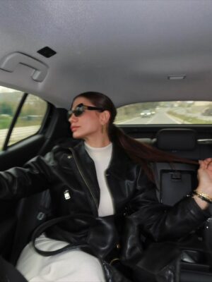 Demet Özdemir Instagram - Biraz Rüya biraz Nisan en çok Demet 🤍