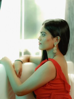 Denima Shrivastava Instagram - Channeling my inner Katrina 🤌🏻✨
.
.
.
.
.
.
.
.
.
.
.
.
.
.
.
.
Portraits, shoot, photoshoot, 2026, pose guide, photo ideas, fashion, inspiration, outfit, aesthetic, pinterest, instagram, fyp 

#portraits #poseguide #fashion #inspiration #pinterest