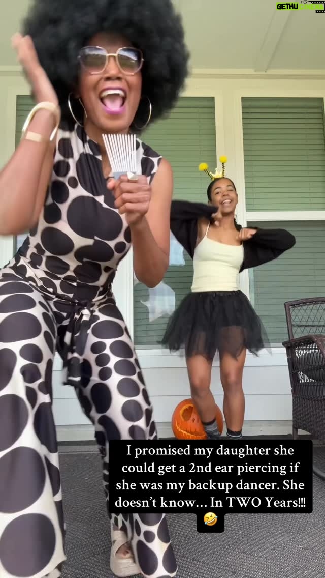 Denise Boutte - 1.3K Likes - Isn’t she cute 🥰 Sorry my little Bumblebee 🐝 2 years isn’t that long, No? 🤷🏽‍♀️

#backupdancer #backupdancerchallenge #dance #tiktok #trendy #motherdaughterday #halloween #costume #disco #bee #dancechallenge #viralvideo
