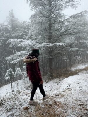Deveshwari Negi Instagram - ā¤ļø
#snowfall #uttarakhand #mussoorie