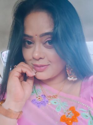 Devipriya Instagram - Luvvin me more🩷