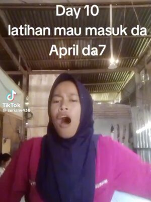 Dewi Perssik Instagram - Anak2 belajar yang pinter yaa šššššā¤ļø. Ya Allahā¦šš