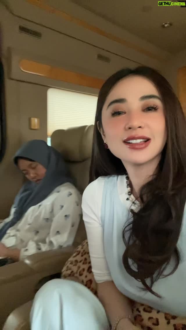 Dewi Perssik - 18.8K Likes - Tizur…😂

Besok nonton ya @pagipagiambyartranstvcorp @transtv_corp
