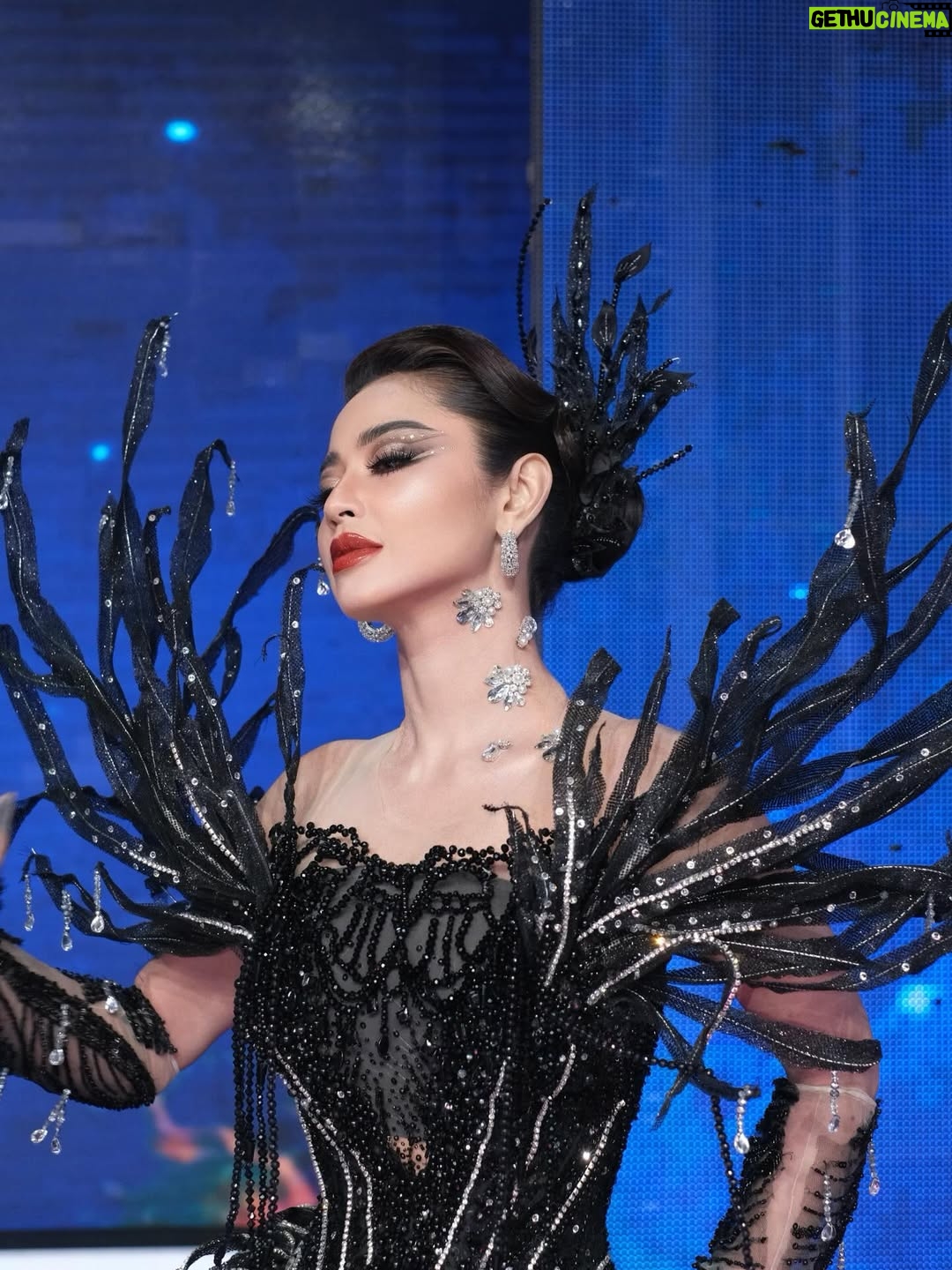 Dewi Perssik - 34.4K Likes - Malam kemenangan Dangdut Academy 7✨

*Dark, bold, and undeniably powerful*

Dress @denny_opulence 
Makeup By @herdanaprill 
Hair Do By @rolandhairstyle 
Styled By @choisheptia @djumcollect 
Manager By @fanniewidya @anjarbachtiar 
Team @hann_fitri @herry_wahjad @afiq_hadley