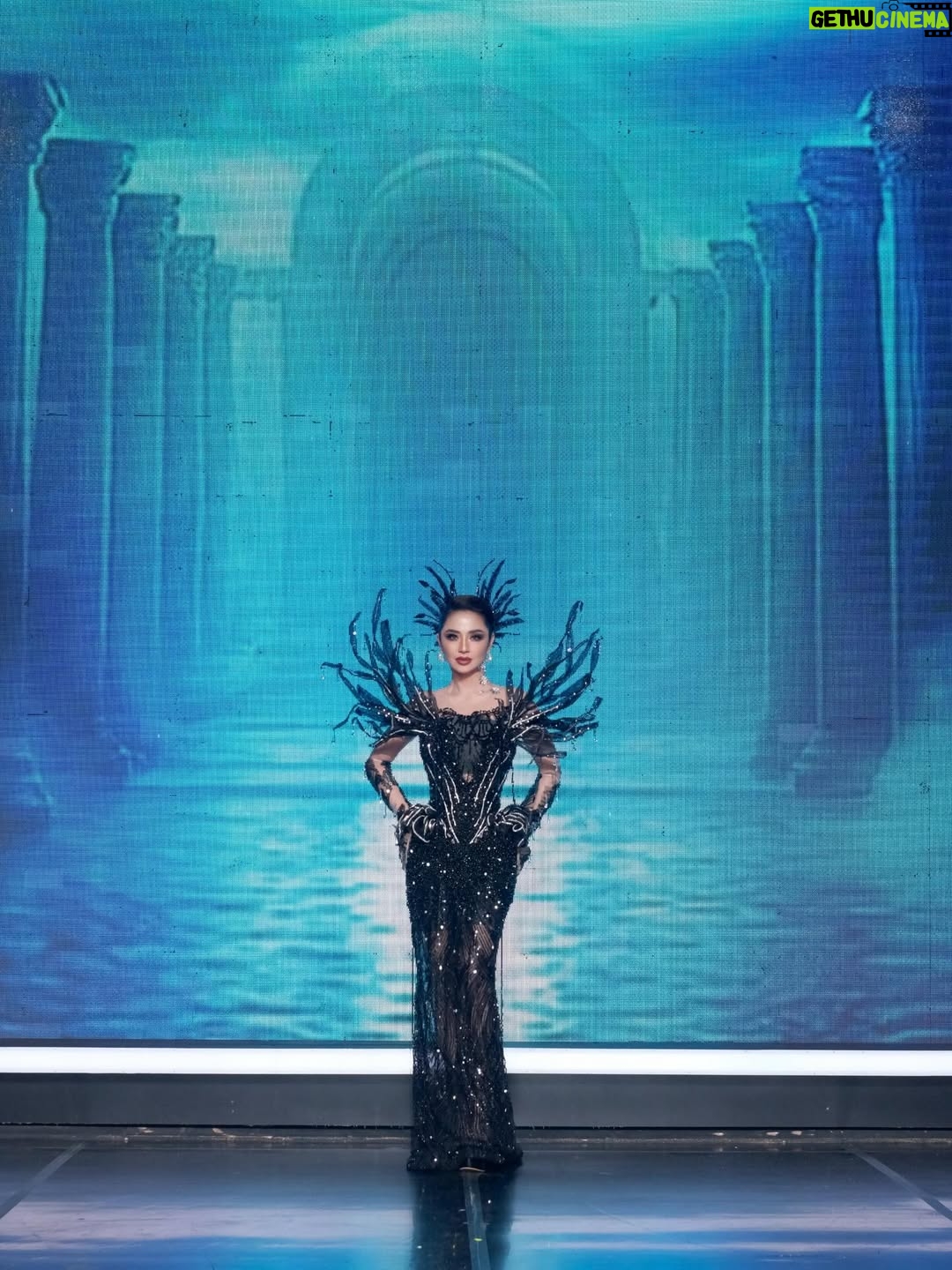 Dewi Perssik - 34.4K Likes - Malam kemenangan Dangdut Academy 7✨

*Dark, bold, and undeniably powerful*

Dress @denny_opulence 
Makeup By @herdanaprill 
Hair Do By @rolandhairstyle 
Styled By @choisheptia @djumcollect 
Manager By @fanniewidya @anjarbachtiar 
Team @hann_fitri @herry_wahjad @afiq_hadley