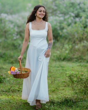 Dhanu shree Instagram - Living in my own Fairy 🧚 Tale ✨

Pc : @praveen_reddy__07