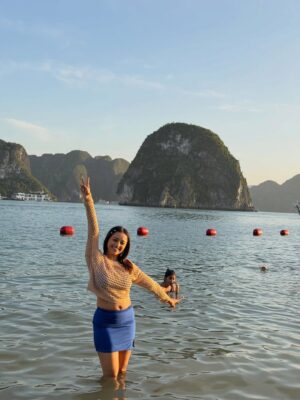 Dhanu shree Instagram - I just have one word to say 😇 “Grateful” 🤗😌

#beach #vietnam #beachgirl #beachoutfit #instatravel