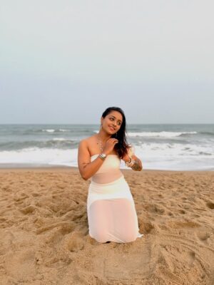 Dhanu shree Instagram - Salt in the air, peace in my heart. 😌❤️ #beachgirl #whiteoutfit #beachlifestyle
