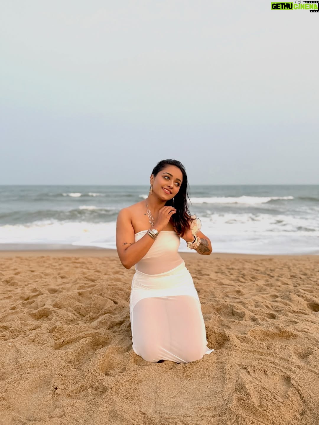 Dhanu shree - 15.7K Likes - Salt in the air, peace in my heart. 😌❤️ #beachgirl #whiteoutfit #beachlifestyle