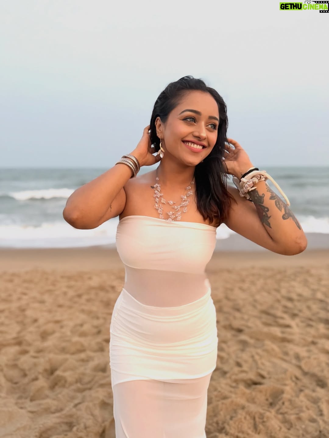 Dhanu shree - 15.7K Likes - Salt in the air, peace in my heart. 😌❤️ #beachgirl #whiteoutfit #beachlifestyle