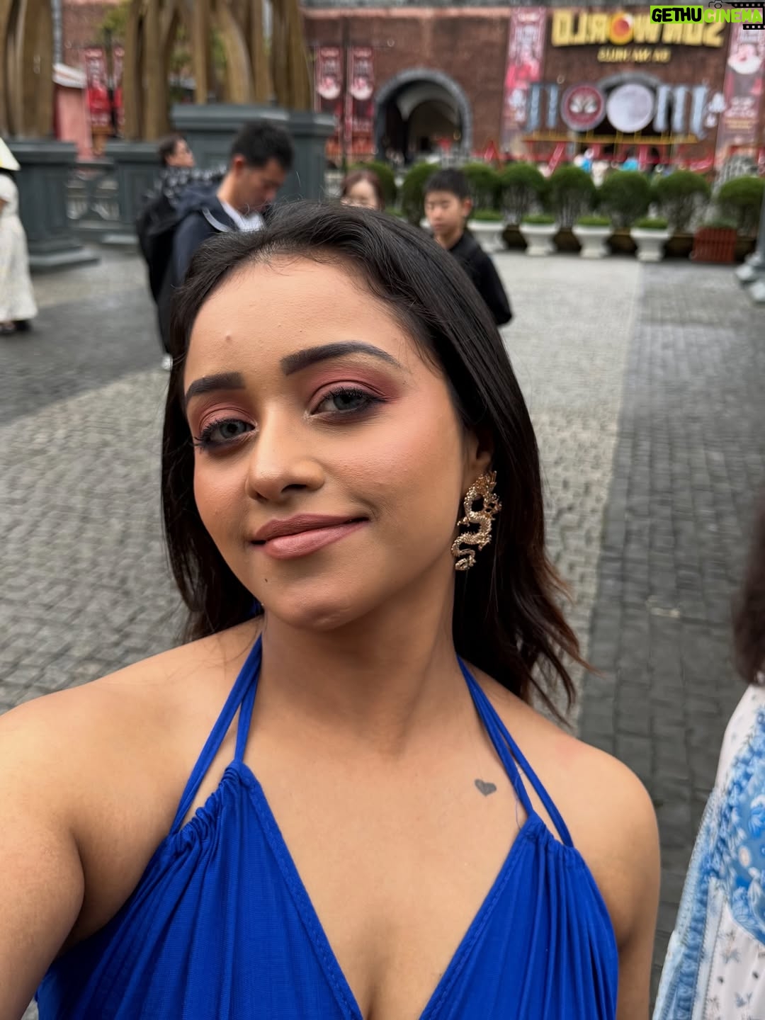 Dhanu shree - 16.6K Likes - My First international solo trip to Vietnam, Fear said no. I went anyway, cheers to the girl who finally crossed her first border. 💃  #vietnam  #hochiminhcity🇻🇳 #hanoi #danang #india
