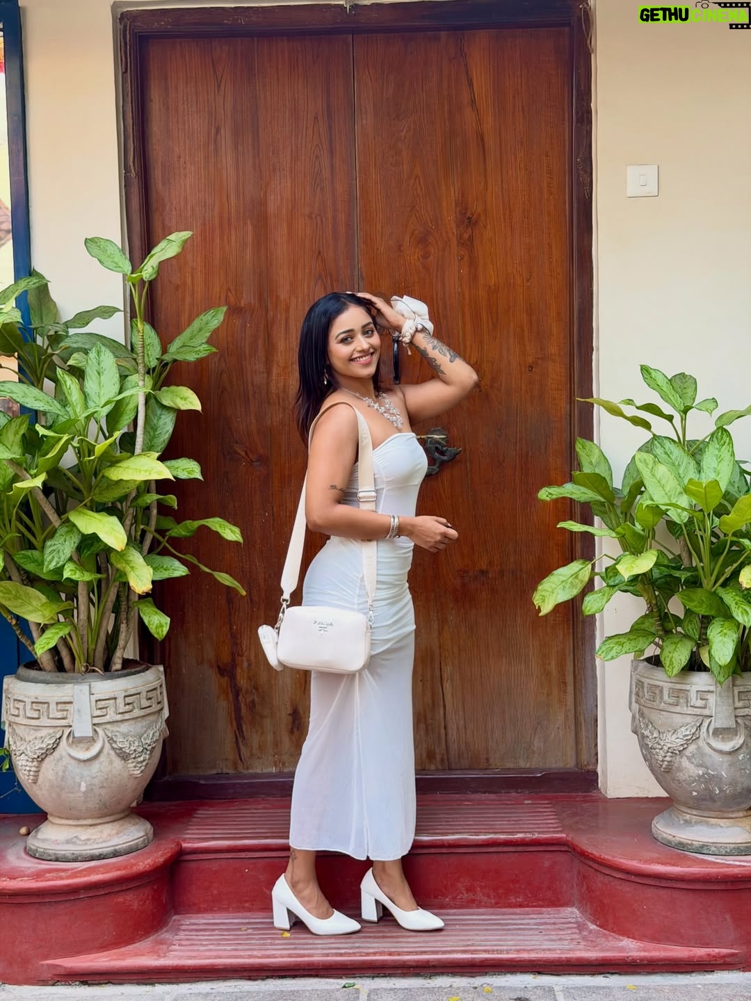 Dhanu shree - 15.9K Likes - Pondicherry diaries ✨