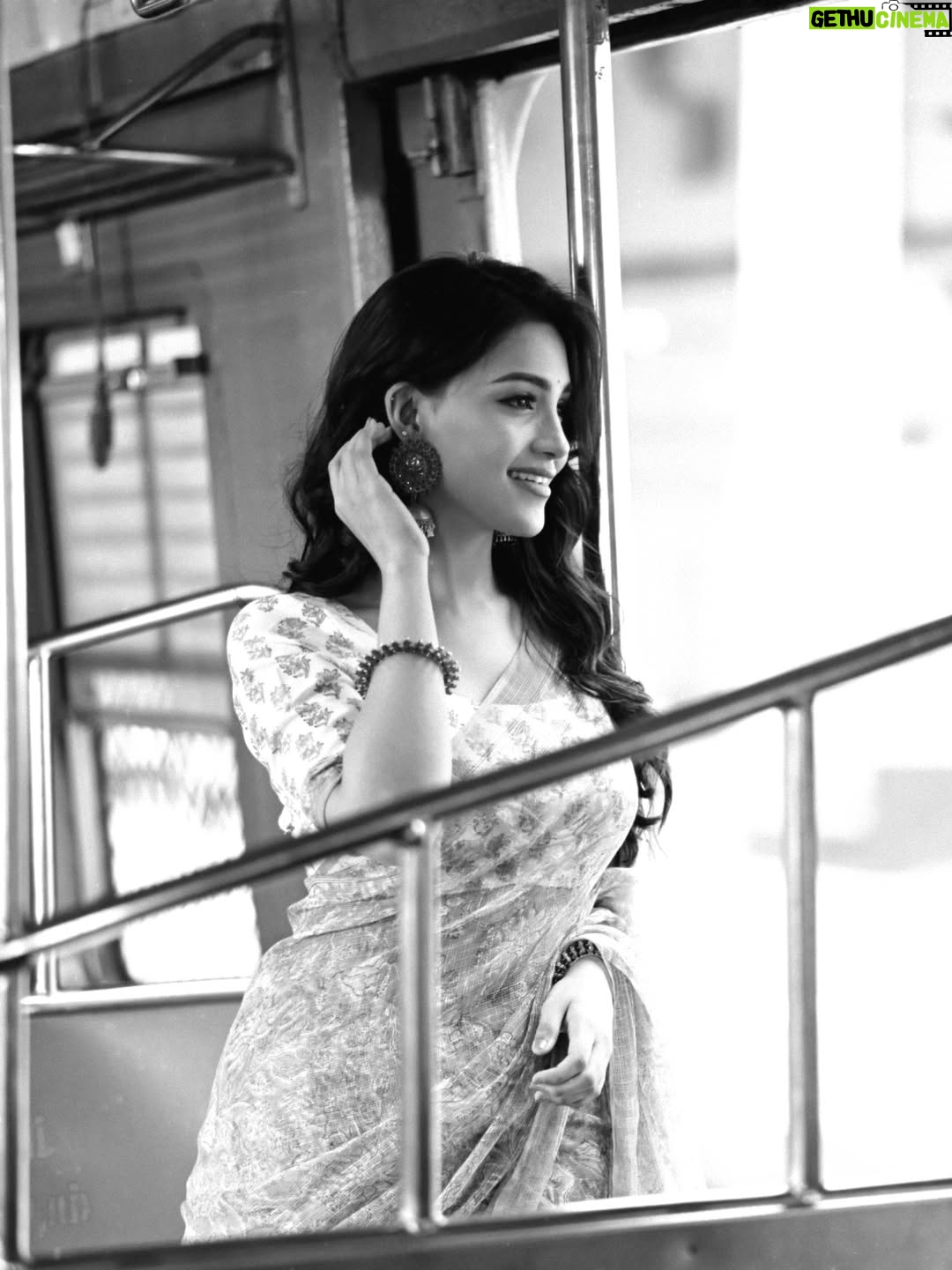 Dharshna Sripal - 34.2K Likes - 🌹