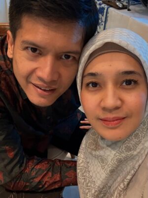 Dhini Aminarti Instagram - 2 kepala itu ga mudah buat jadi 1, karakternya beda
Tapi gimana kita bisa selalu berusaha untuk menjadi 1?
BELAJAR! ☺️
Apalagi belajar bareng kamu 😍