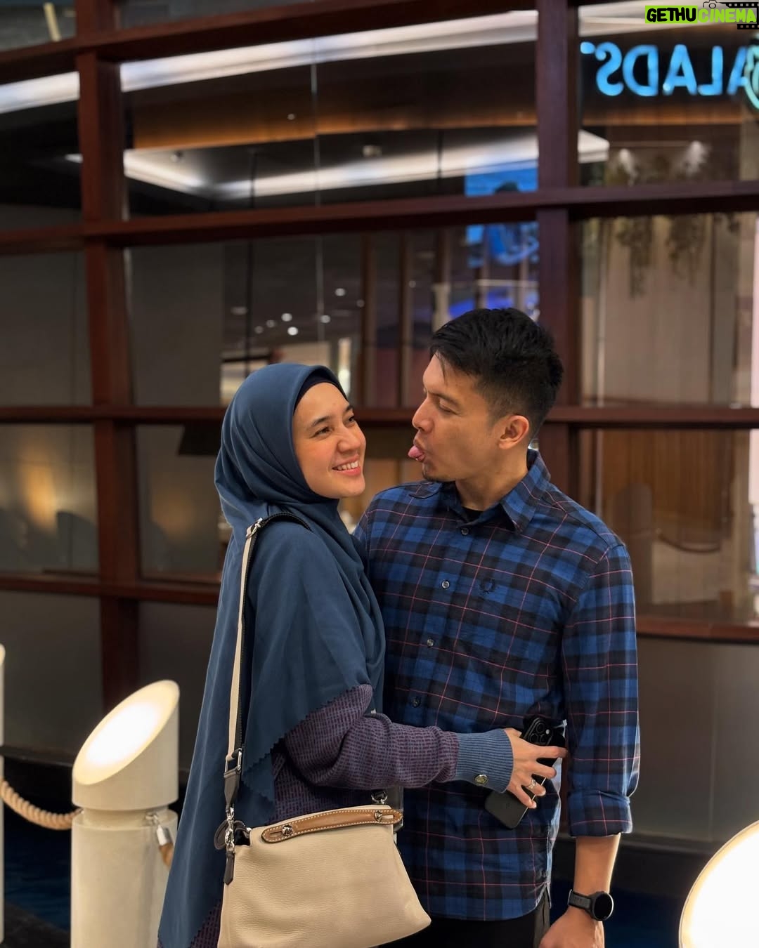 Dhini Aminarti - 16.8K Likes - Selamat kumpul bareng keluarga ☺️😍