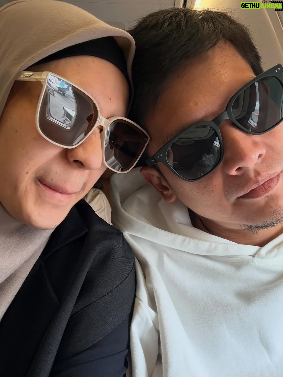 Dhini Aminarti - 31.8K Likes - Selamat 16 tahun!
Semoga Allah selalu jaga kita, rasa kita, semuanya ya ☺️