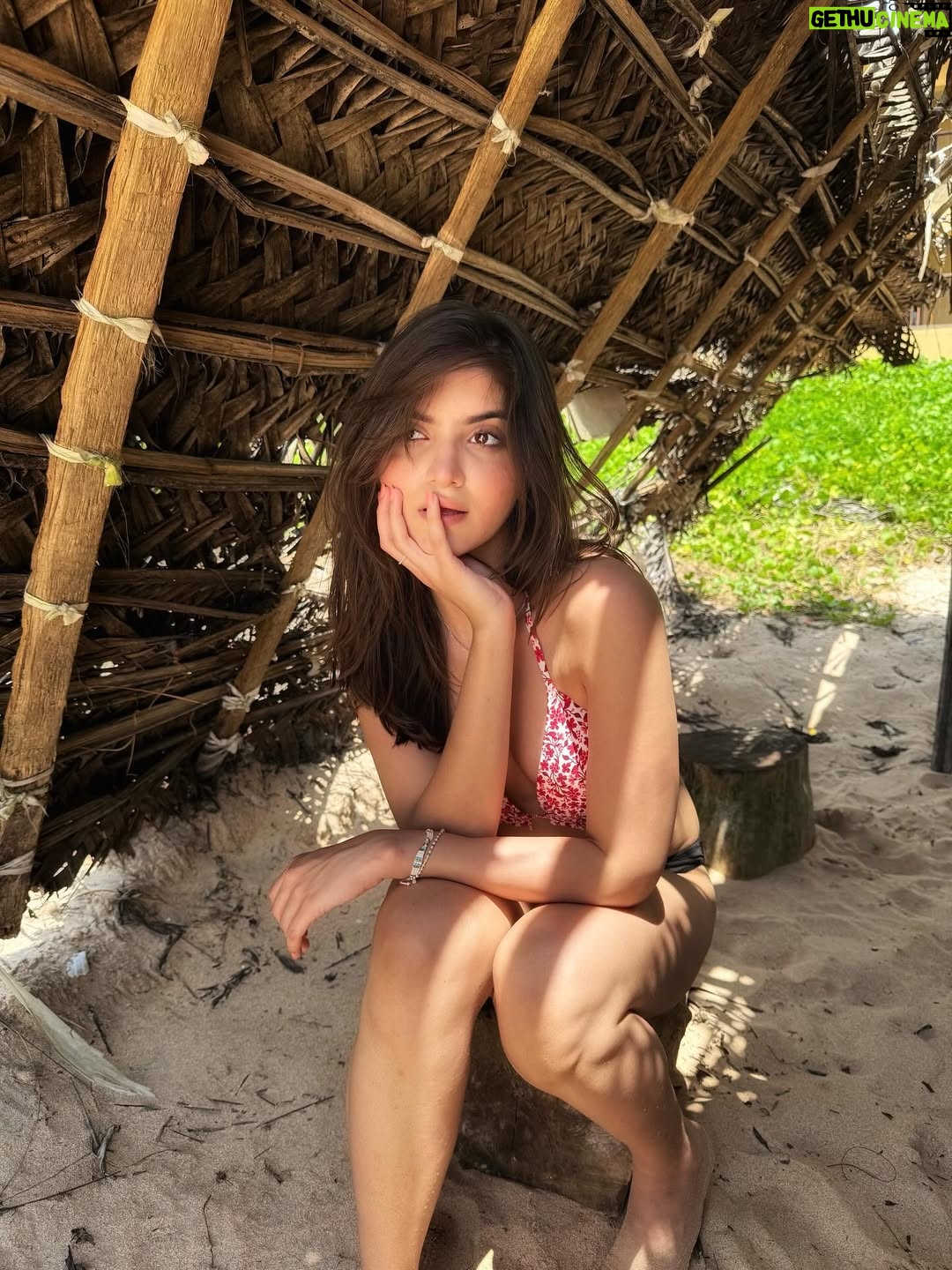 Dhwani Gori - 6.1K Likes - On island time 🏝️🥥 🌼 

#DhwaniGorii #Instagram #Srilanka #island #vacation
