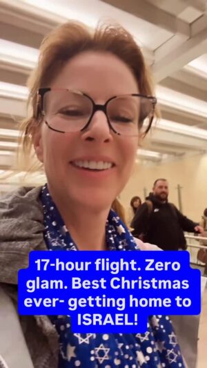 Diane Neal Instagram - Shabby. Jet-lagged. Back where I belong.
Merry Christmas to me. 🇮🇱
This is what choosing home looks like.
✈️➡️🇮🇱

#HomeToIsrael #BenGurion #JetLaggedButFree #AliyahJourney #ModernZion

Like the new glasses?