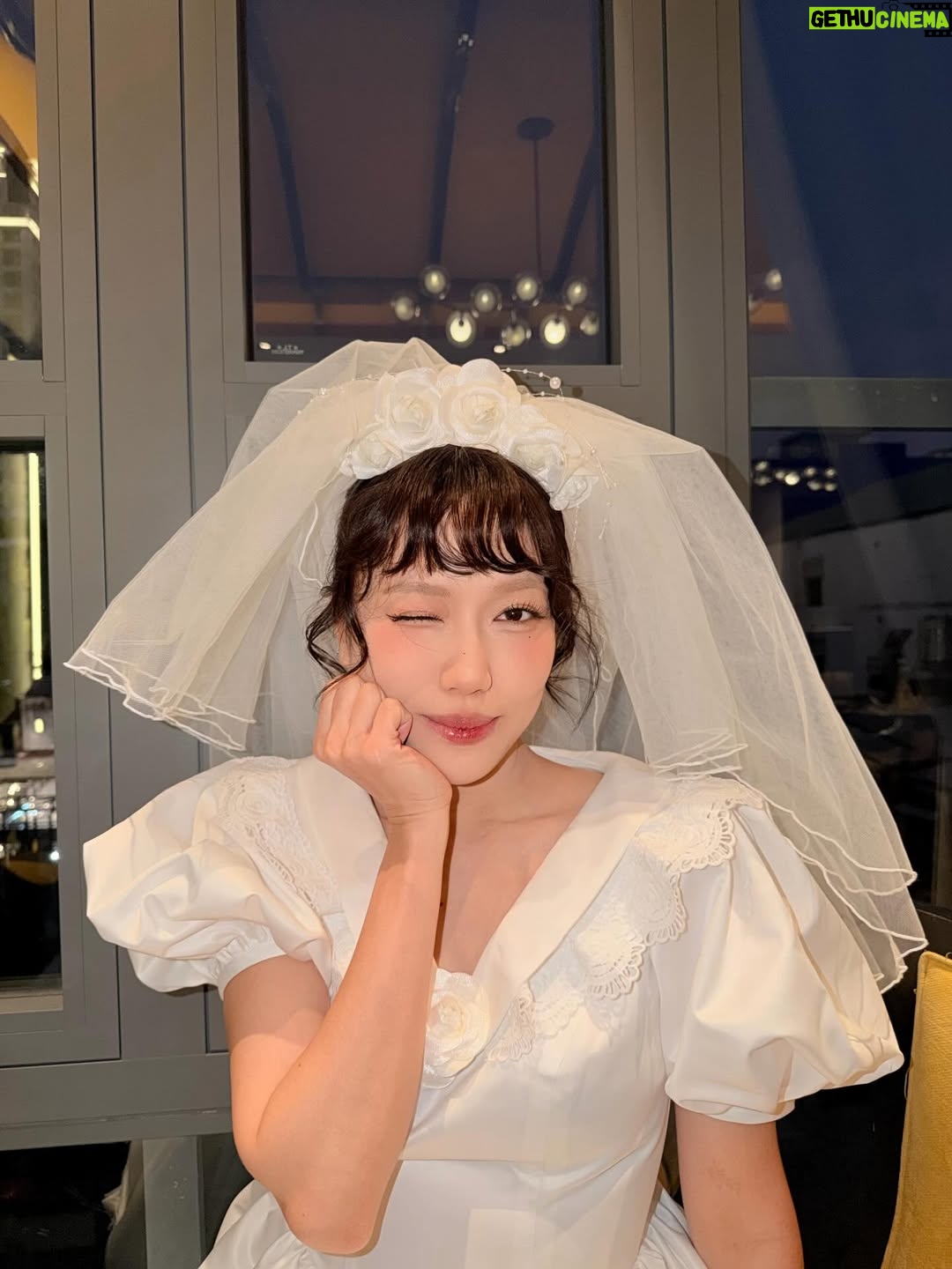 Dieu Nhi - 70.7K Likes - 🔥 Tiếng anh chưa giỏi lắm nên 2 đứa đặt là công ty chúng ta @usent.official YEP ❤️

#diệunhi #atus #anhtuatus