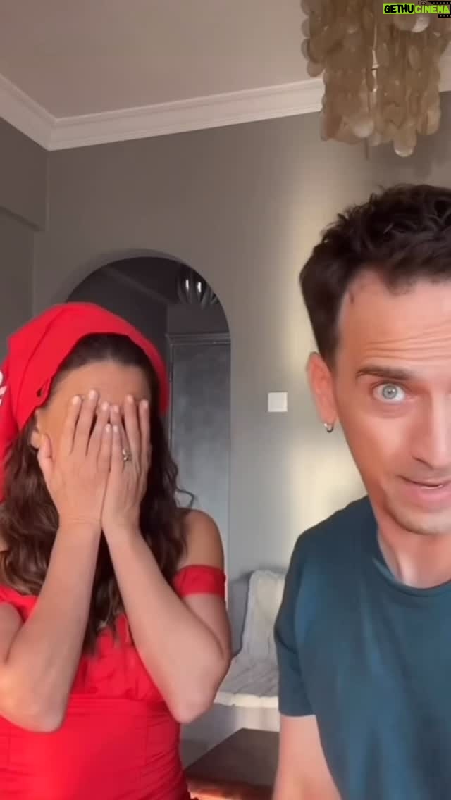 Dimitra Matsouka - 7.3K Likes - Παγκόσμια ημέρα χαμόγελου λέει σήμερα.  Και σύμφωνα με το ΑΙ: «Η Παγκόσμια Ημέρα Χαμόγελου που φέτος γιορτάζεται στις 3 Οκτωβρίου, μας υπενθυμίζει τη σημασία μιας απλής αλλά ουσιαστικής πράξης: του να χαμογελάμε. Ένα χαμόγελο μπορεί να μεταδώσει αισιοδοξία και να φωτίσει ακόμα και τις πιο δύσκολες στιγμές.» #λεμετωρα