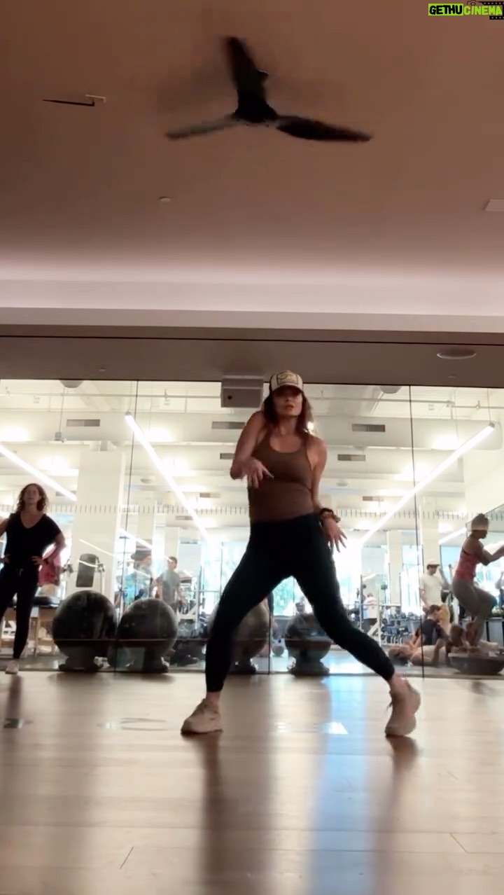 Dina Meyer - 5.5K Likes - The more I move, the better I feel.
🤷‍♀️❤️🕺

#dance #therapy #movingandshaking  #move #strength #endurance #hearthealth #healthy #strong #happy  #motivation #inspiration #menapause #exercise #instagram #instareels #instalike #reels #starshiptroopers #dizzy #genx