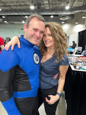 Dina Meyer Instagram - After all these Years I finally Met One of My Top Childhood Crushes Dina Meyer @dinameyer aka Batgirl/ Barbra Gordon from (Birds of Prey 2002) Dina I’m very Proud to have Finally Met you🥹🥹🥹🥹🥹🥹🥹🥹🥹🥹🥹🥹🥹🥹🥹🥹🥹🥹🥹🥹🥹🥹🥹🥹🥹you mean everything to Me since I was 10 and your right better Late then never and I can’t wait to see you again in My New Robin Suits and My New Batman Suits and Maybe Someday you will get your Batgirl Suit back I can help you with that from so We can do a PhotoOps Together in Our Suits just let me know and Always keep doing an Amazing Job and Stay Safe and always Stay BATTASTIC!!! XOXO🖤💛🖤💛🖤💛🖤💛🖤💛🖤💛🖤💛🖤💛🖤💛🖤💛🖤💛🖤💛🖤💛🖤💛🖤💛🖤💛🖤💛🖤💛 you will always Be My Favorite Batgirl and always the best💛💛💛💛💛💛💛💛💛💛💛💛💛💛💛💛💛💛💛💛💛💛💛💛💛💛💛💛💛💛💛💛💛 #dinameyer #batgirl2002 #batgirl #legend #batfamily #reallifebatfamily #batman #birdsofprey #birdsofprey2002 #batfamilyforever