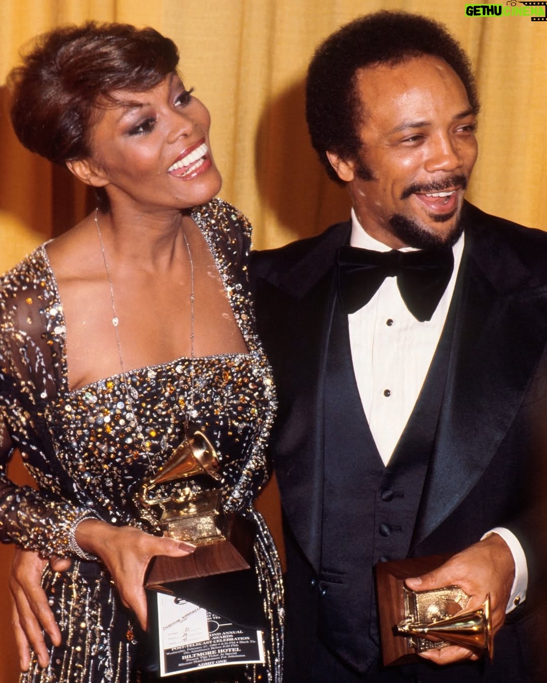 Dionne Warwick - 8.1K Likes - Happy 85th birthday to the one and only Dionne Warwick (@therealdionnew). To celebrate the six-time Grammy–winning icon, revisit her Life in Parties column, where she reflects on the friendships and festivities that shaped her career—from finding her voice in church to now tweeting whatever crosses her mind. “I should have been a comedienne,” Warwick says. “I love to laugh. I think it’s the best thing in the world for anybody.” Link in bio for the full story.
-
W Magazine 2021