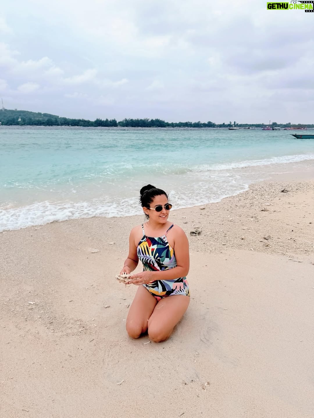 Disha Pandey - 1.3K Likes - 🏖️