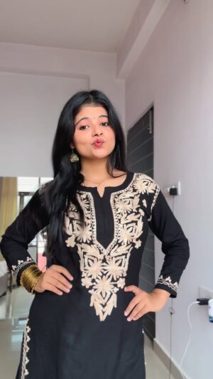 Disha Seth Instagram - Don’t miss the last thumka 🙈❤️👀
Comment dm for link