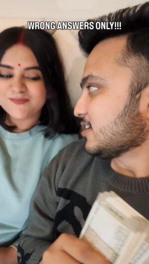 Divya Chanana Instagram - Galat Jawab Do☠️🤣
.
.
.
.
.
.
.
.
.
.
#kalesh #viral #explorepage