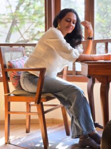 Actress Divya Padmini HD Photos and Wallpapers January 2026