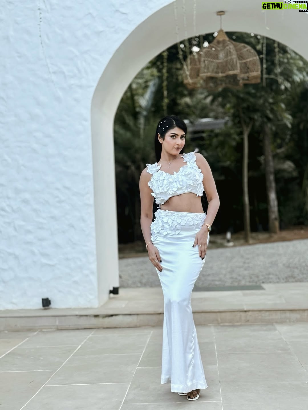 Divya Suresh - 8.2K Likes - 2025 Birthday fit 🥂 
Thank you universe 🧿🤍 your December girl 🩵

@artha.villa 

.

.#DS #divyasuresh #2025birthday #decembergirl❄️