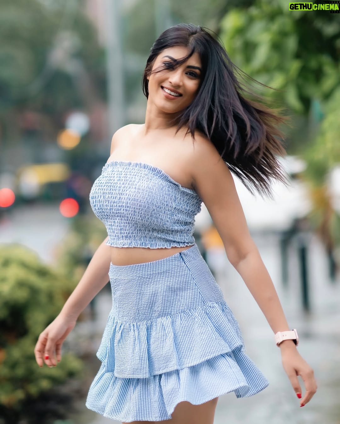 Divya Suresh - 14.6K Likes - 👒👑 
📸 : @iamsaadkhan 

.

.

.#DS #divyasuresh
