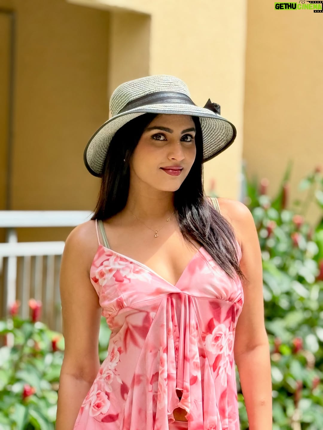 Divya Suresh - 14.5K Likes - 🤙🏻😌

.

.#DS #divyasuresh #vacation2025oct