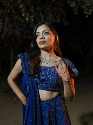 Dixita Patel Instagram - Alexa, play main character energy for dulhe ki behen 😮‍🔥💃
.
.
#whatiwore at my Brother’s #reception 
.
.
.
Outfit - @ranisabysonaljain 🦋
Jewellery- @ishhaara ✨
Press on nails - @pressique._ 💅