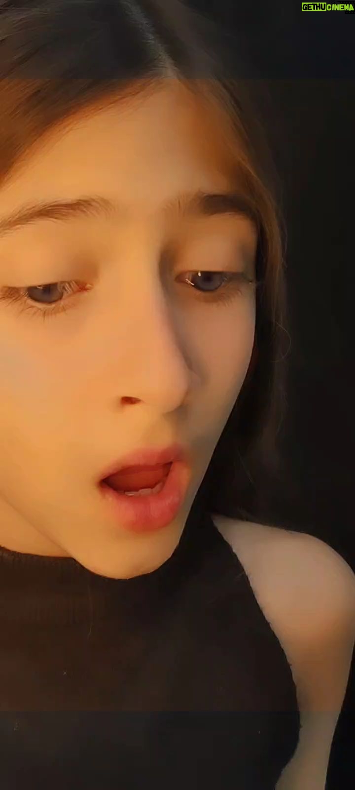 Dollsy Pamnani - 15K Likes - Mohobbat 🥺🥀💔