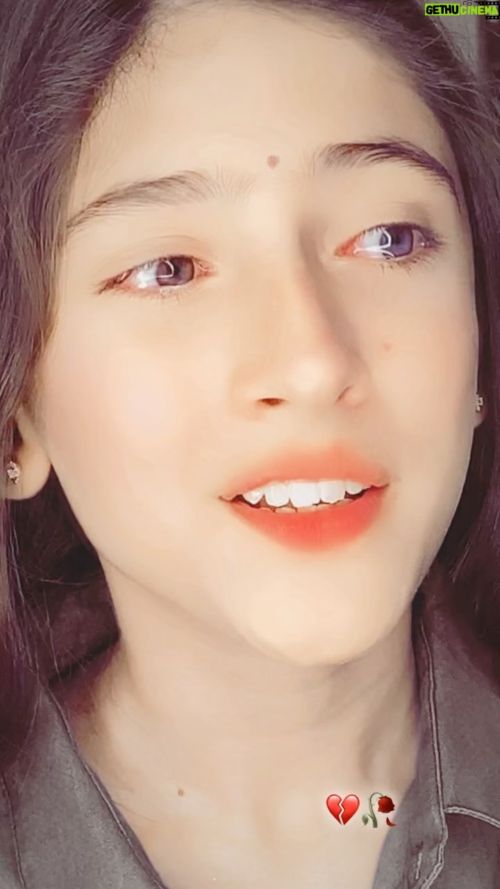 Dollsy Pamnani - 7.7K Likes - 💔🥀