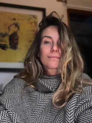 Dominika Paleta Instagram - Celebrando la vida ⦠agradeciendo cada momento, cada abrazo, cada arruga que hoy refleja quien soy ⦠feliz cumpleaƱos a mi šš» que la vida me de muchos mĆ”s amaneceres y abrazos , viajes y aprendizajes. Hoy mi Ć©xito y fortuna la mido en amores, salud y paz. š¦ inhalo y exhalo ⨠viva la vida š„