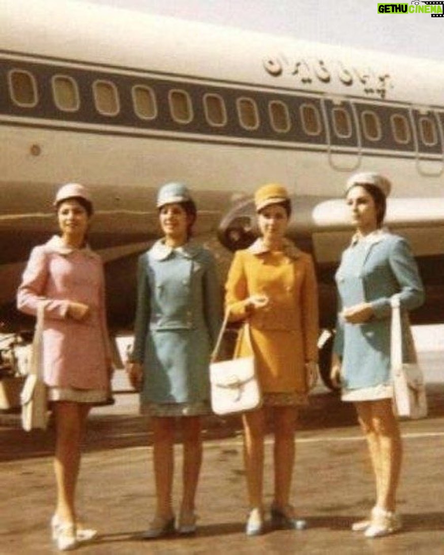 Donya Dadrasan - 80.6K Likes - ♥︎ قبل از همه این اتفاقاتی که این دوران برای ایرانمون افتاد همیشه میرفتم عکسا و فیلمای قدیمی که برای قبل از انقلاب بود و نگاه میکردم. همیشه دوست دارم با اونایی که اون دوران و بودن حرف بزنم برام تعریف کنن چجوری بوده زندگی. دلم میخواست اون دوران زندگی میکردم تا میتونستم تجربه زندگی توی کشور خودم و به عنوان یک خواننده زَن داشته باشم ! دلم میخواست میتونستم با مردم خودم زندگی کنم، زیر آسمونِ کشور خودم. میدونم که به زودی این اتفاق میفته ♡︎