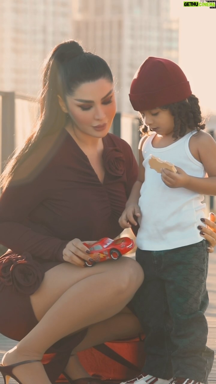 Donya Jahanbakht - 398.5K Likes - تو نفسى ، همه كسى♥️ @artam