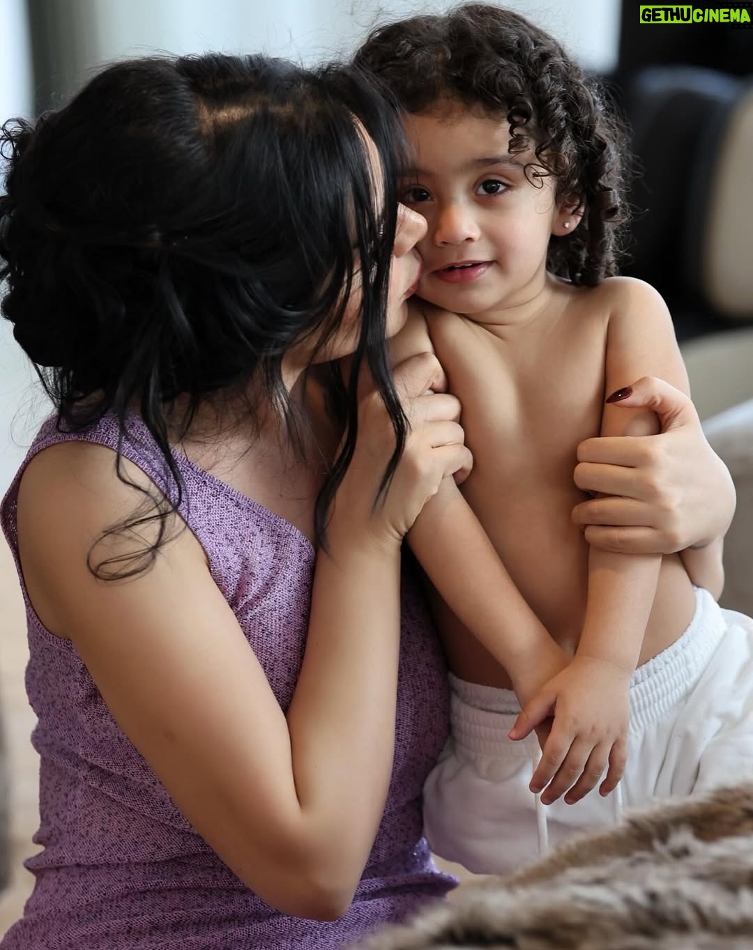 Donya Jahanbakht - 460.3K Likes - دليل زنده بودنم💜