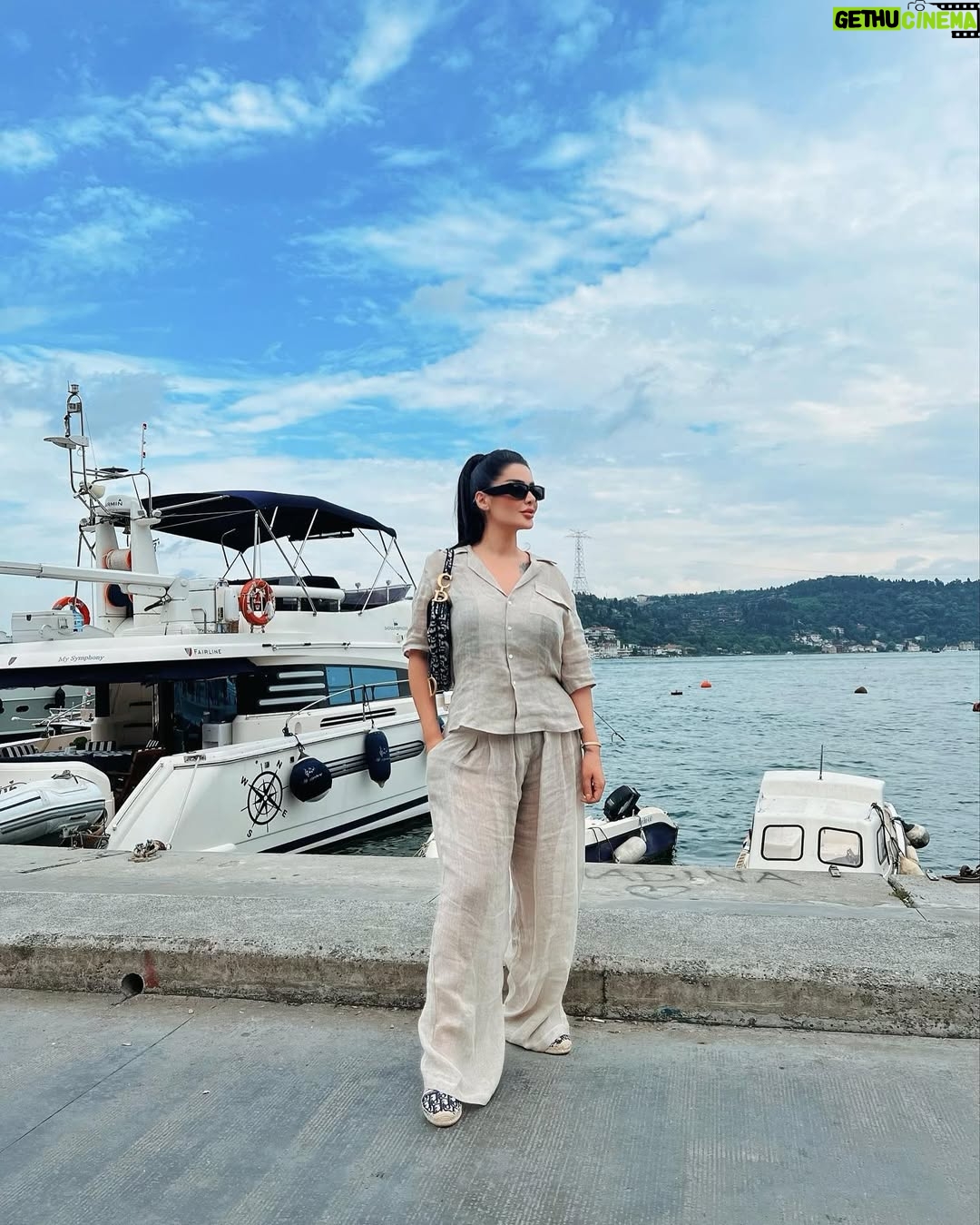 Donya Jahanbakht - 645.8K Likes - ♥️ @artam
