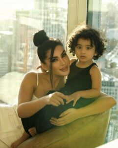 Actress Donya Jahanbakht HD Photos and Wallpapers December 2023